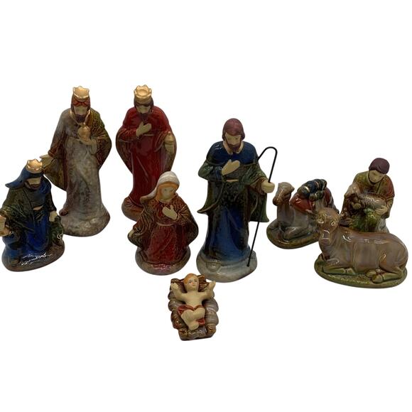 Avon 2011 Glazed Nativity Scene 9 Piece Figurine Set New In Box Certificates - Picture 1 of 12